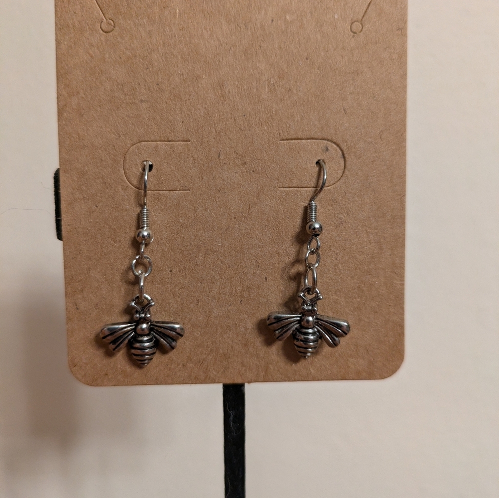 🎄BOGO FREE🎄Elegant Silver Bee Drop Earrings